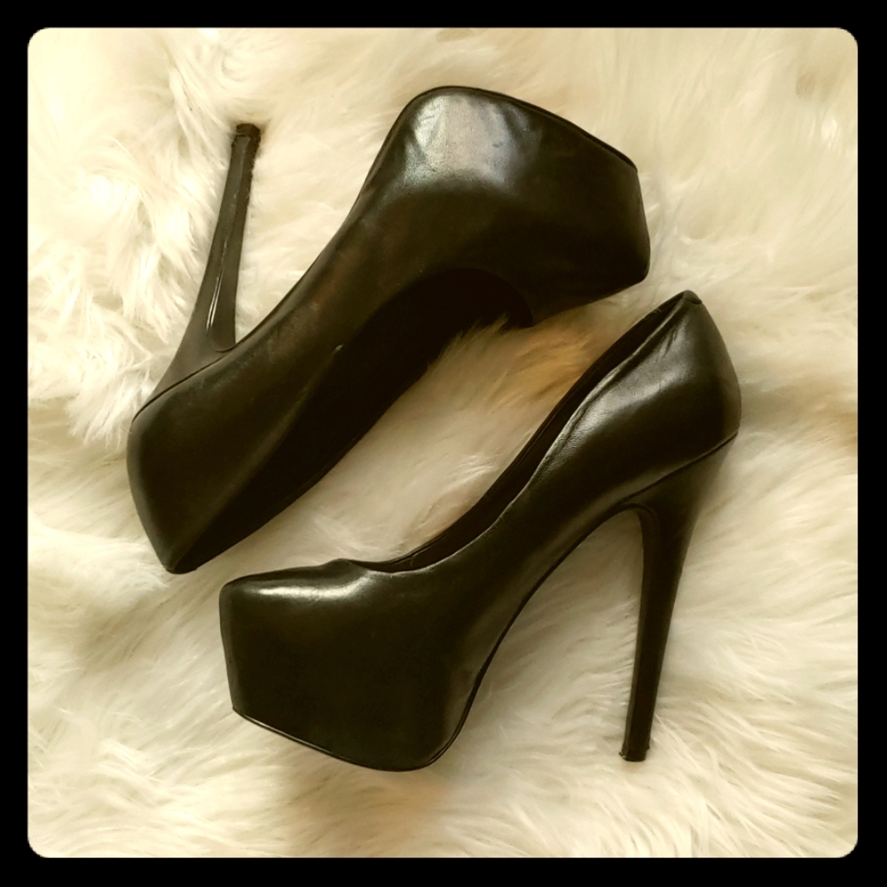 Steve Madden Dejavu black Pumps